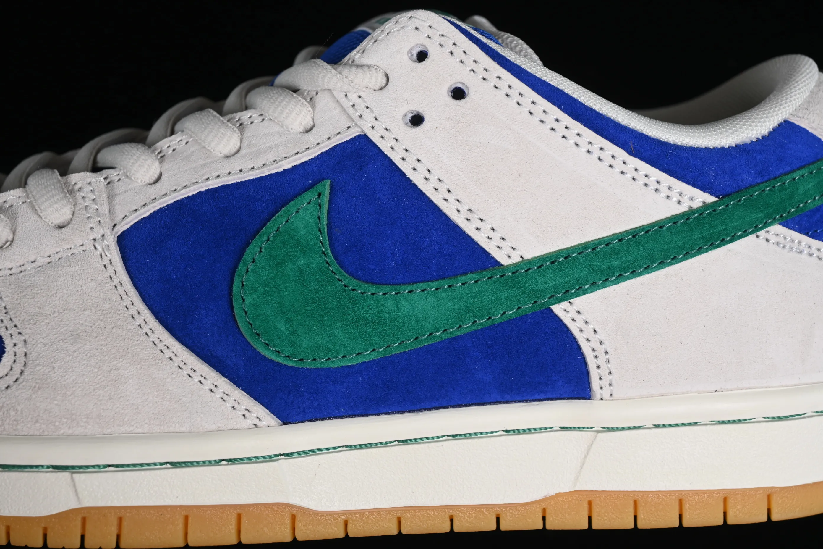 All Categories Nk SB Dunk Series Nk SB Dunk Low Low-top sneakers Nk SB Dunk Low "Hyper Royal" Teenage Mutant Ninja Turtles Leonardo SB low-top casual sneakers HF3704-001